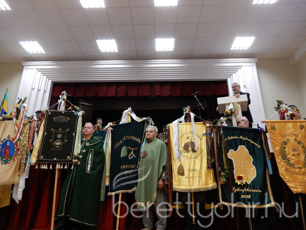 IX. Bihari Mézesnap 04